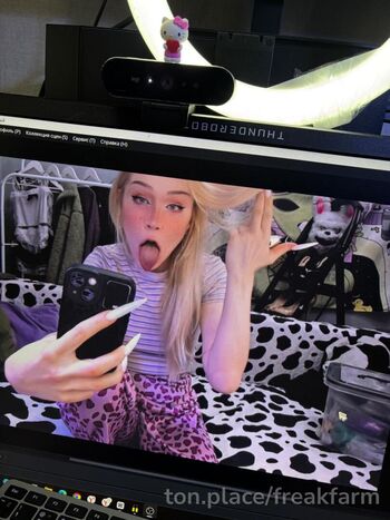 Full leaked Freakfarm page private onlyfans photo