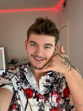 Full leaked Freejohnnystone private onlyfans photo