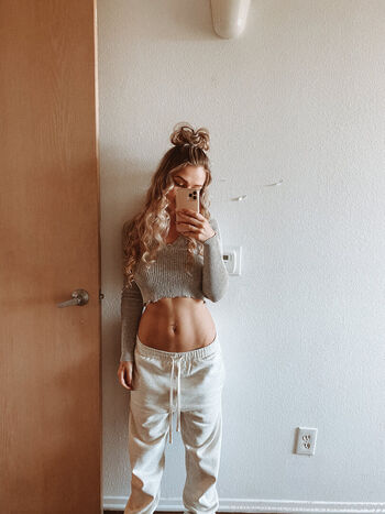 Full leaked Freyaannerayy private onlyfans photo
