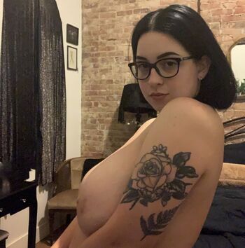 Full leaked Friendlywitch private onlyfans photo