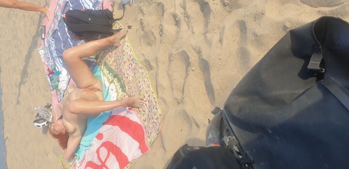Full leaked Friends on the beach private onlyfans photo