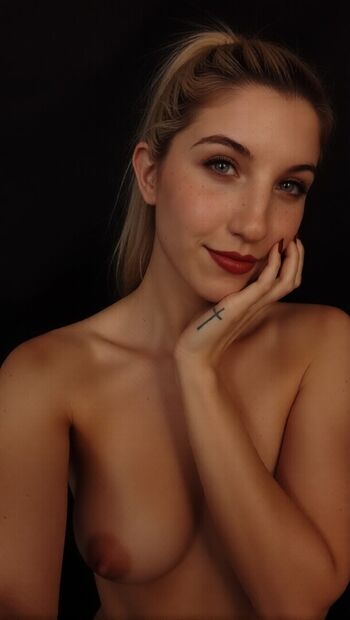 Full leaked Frivolousfox asmr  page private onlyfans photo