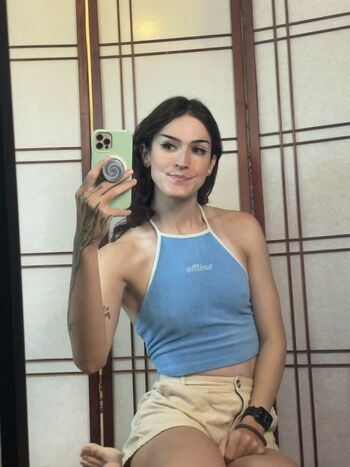Full leaked Frogsgirls private onlyfans photo