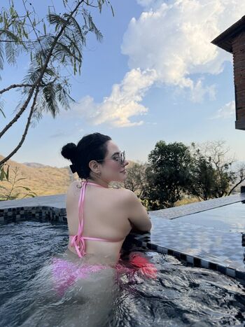 Full leaked Fulyanm zsauri private onlyfans photo