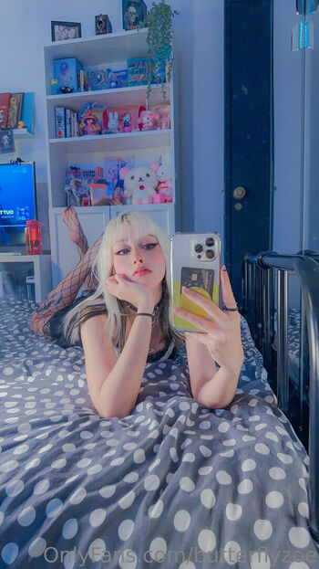Full leaked Fvckzoe private onlyfans photo
