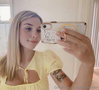 Full leaked Gabbie carter private onlyfans photo