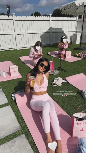 Full leaked Gabby hua private onlyfans photo
