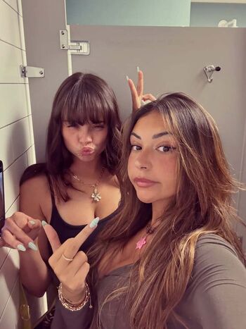 Full leaked Gabriela moura page private onlyfans photo