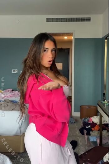Full leaked Gabriela moura page private onlyfans photo