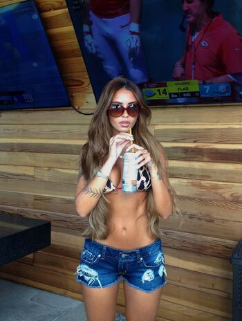 Full leaked Gabriela moura private onlyfans photo