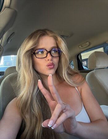 Full leaked Gabriella couto private onlyfans photo