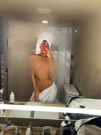 Full leaked Gabrielle epstein page private onlyfans photo