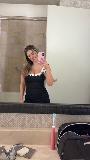 Full leaked Gaby zola page private onlyfans photo