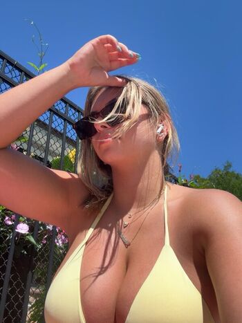 Full leaked Gaby zola page private onlyfans photo