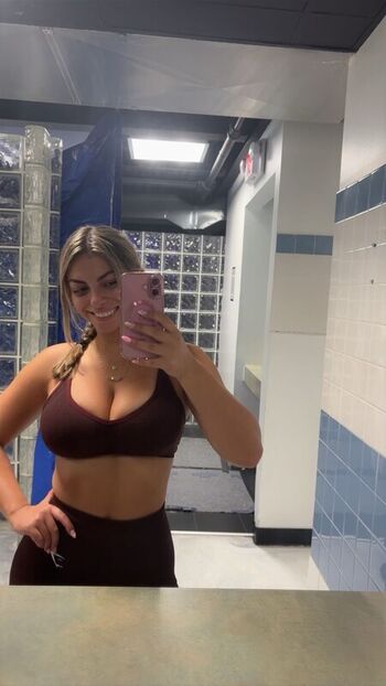 gaby_zola