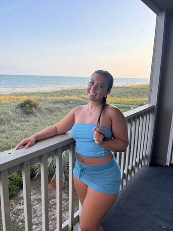 Full leaked Gabyolaya private onlyfans photo