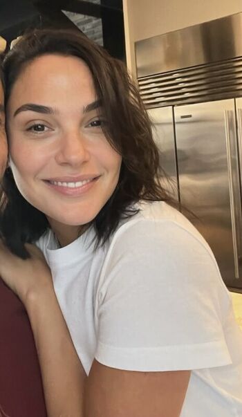Full leaked Gal gadot page private onlyfans photo
