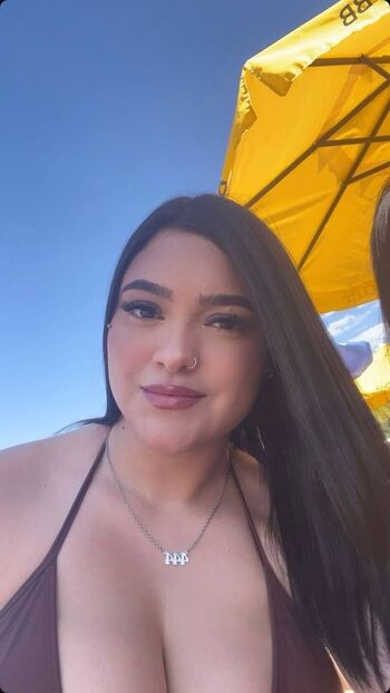 Full leaked Garotas de braslia private onlyfans photo