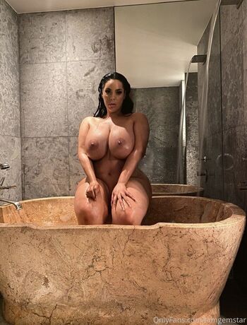 Full leaked Gemstar private onlyfans photo