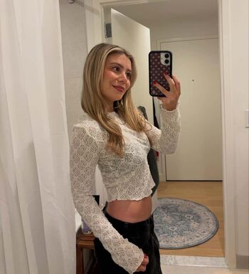 Full leaked Genevieve hannelius private onlyfans photo