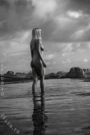 Full leaked Genevieve morton page private onlyfans photo