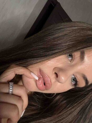 Full leaked Geniegrimmett private onlyfans photo