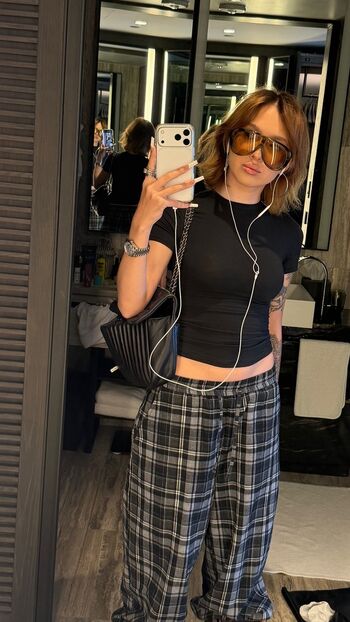 Full leaked Gensyxa twitch private onlyfans photo