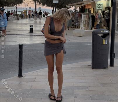 Full leaked Gerda lewis private onlyfans photo