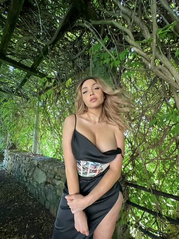 Full leaked Gia armani private onlyfans photo
