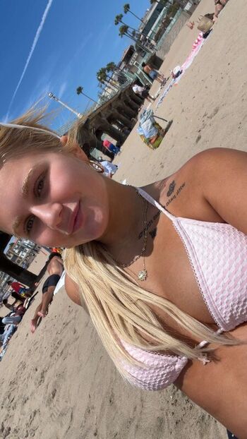 Full leaked Giada ryann page private onlyfans photo