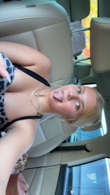 Full leaked Giada ryann page private onlyfans photo