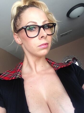 Full leaked Gianna michaels  page private onlyfans photo