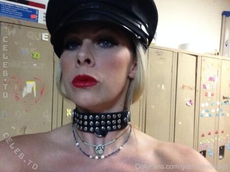 Full leaked Gianna michaels  page private onlyfans photo