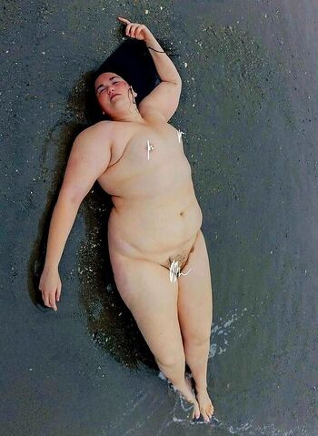 Full leaked Giantessaprivate private onlyfans photo