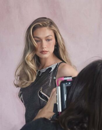 Full leaked Gigi hadid page private onlyfans photo