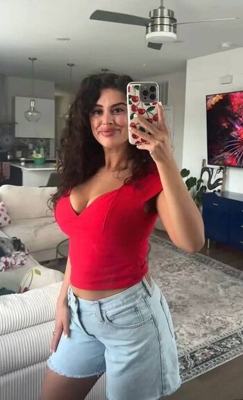 Full leaked Gillie g private onlyfans photo