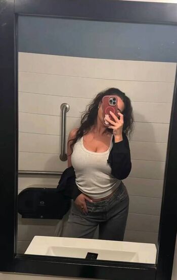 Full leaked Gillie g private onlyfans photo