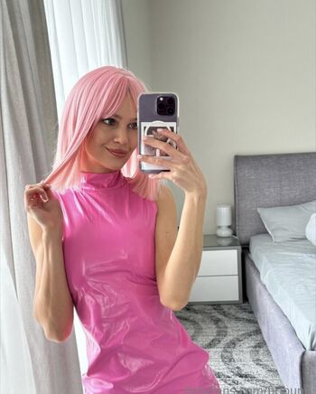 Gina_a