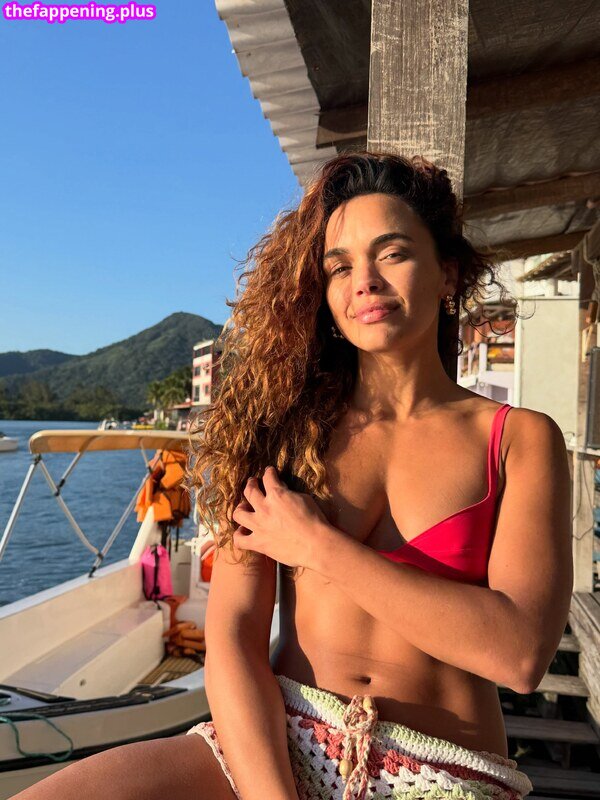 Giovana Cordeiro