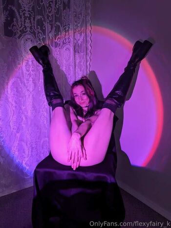 Full leaked Girls in combat and platform boots page private onlyfans photo