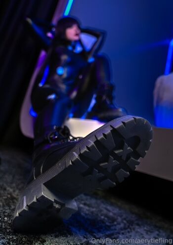 Full leaked Girls in combat and platform boots page private onlyfans photo