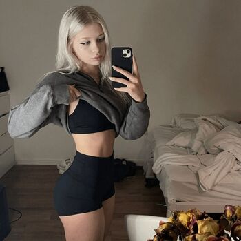 Full leaked Girls in wedgy fitness shorts private onlyfans photo