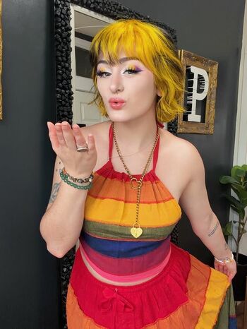 Full leaked Girls play page private onlyfans photo