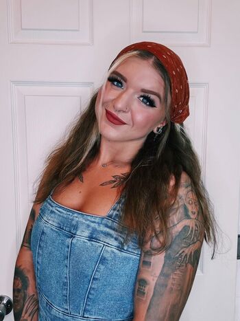 Full leaked Girls play page private onlyfans photo