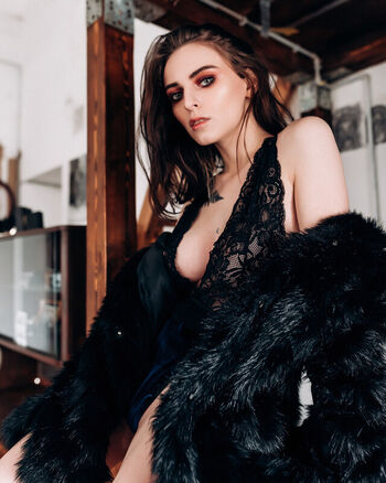 Full leaked Girlvinishko private onlyfans photo