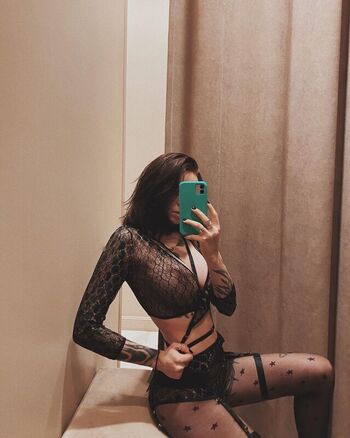 Girlvinishko