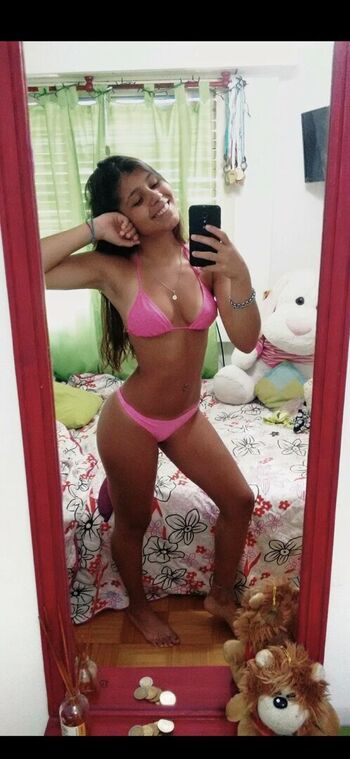 Full leaked Giuli lourdes private onlyfans photo