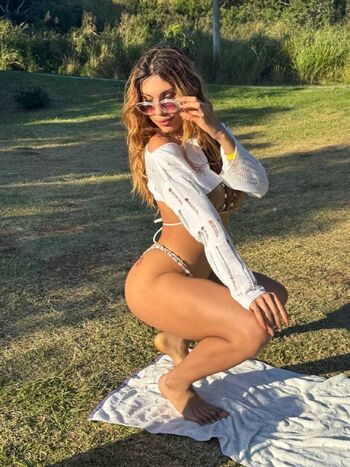 Full leaked Giuli turns page private onlyfans photo