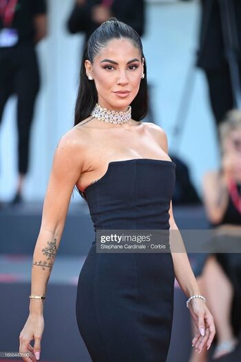 Full leaked Giulia de lellis private onlyfans photo
