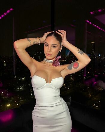 Full leaked Giulia de lellis private onlyfans photo